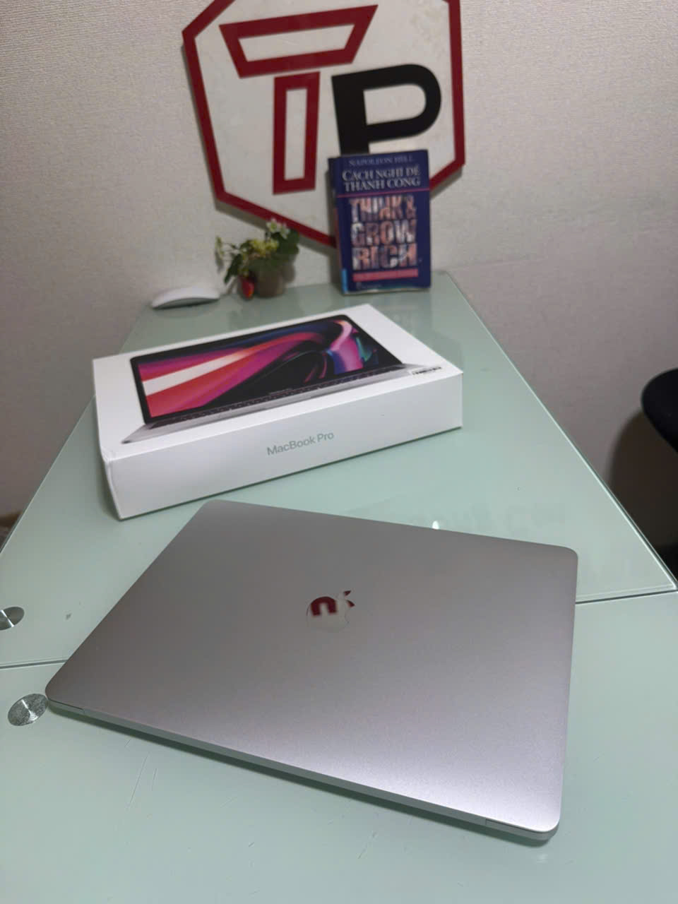 Macbook Pro 2020 Silver FullBox / Apple M1 / RAM 8GB / SSD 256GB